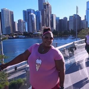 Meet your Posher, Malika